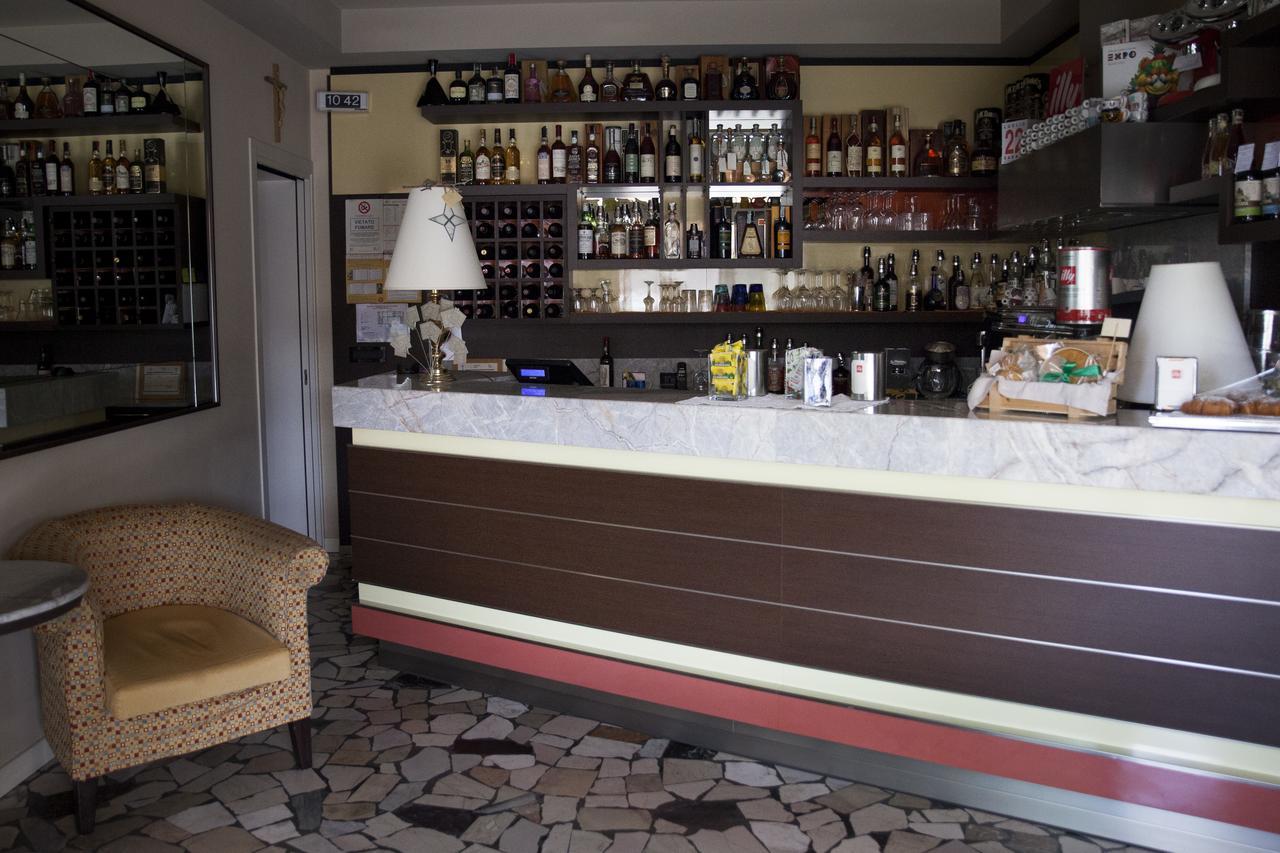 Hotel Trieste Pontelongo Eksteriør bilde